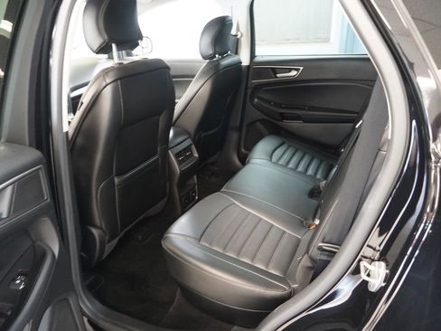 Used 2016 Ford Edge SEL w/ Equipment Group 201A AWD/4WD image 20