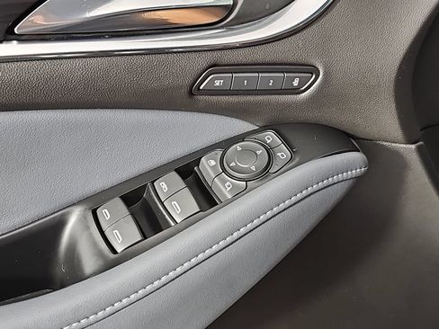Used 2023 Buick Enclave Premium w/ Experience Buick Package FWD image 26