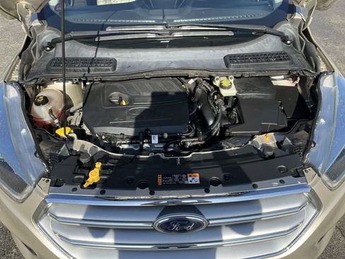 Used 2017 Ford Escape SE w/ Equipment Group 201A image 34