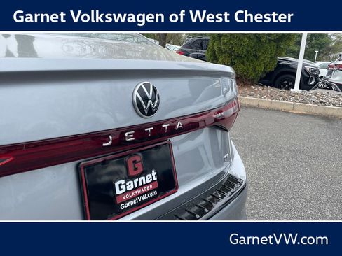 New 2026 Volkswagen Jetta SE FWD image 27