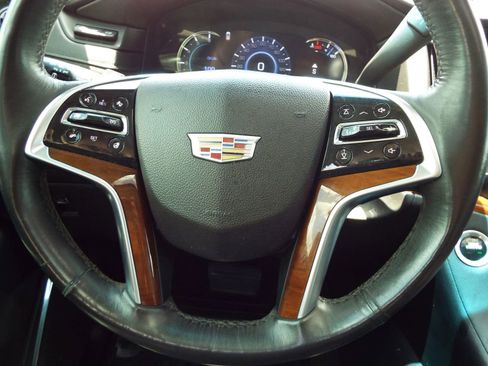 Used 2017 Cadillac Escalade Premium Luxury w/ LPO, Radiant Package image 13