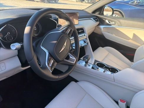 Used 2026 Genesis G70 2.5T image 11