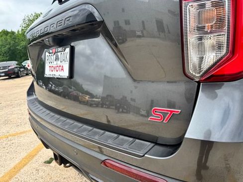 Used 2020 Ford Explorer ST AWD/4WD image 5