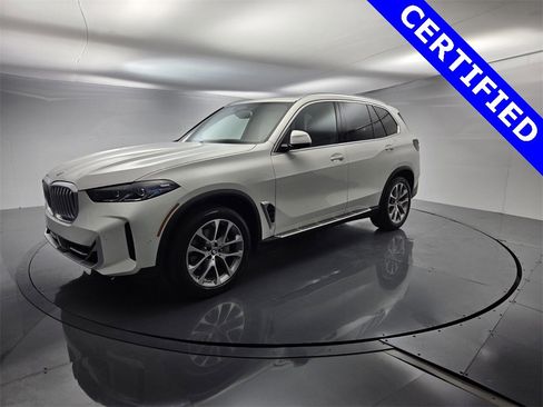 Certified 2024 BMW X5 xDrive40i image 4