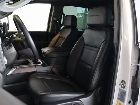 Certified 2023 GMC Sierra 2500 Denali w/ Denali Ultimate Package image 14