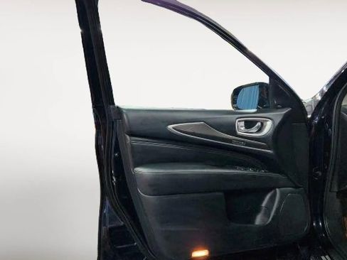 Used 2020 INFINITI QX60 Luxe w/ Essential Package image 5