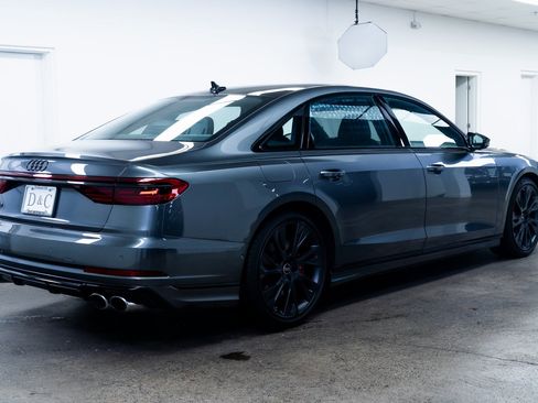 Used 2025 Audi S8 image 6