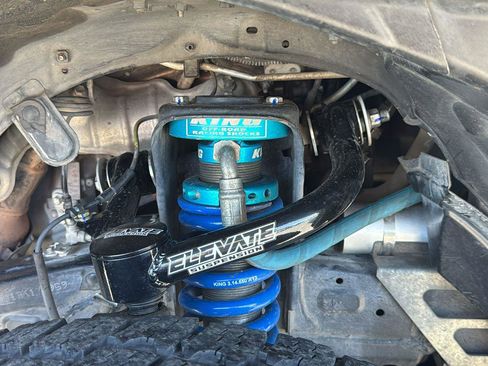 Used 2014 Toyota FJ Cruiser 4WD w/ Upgrade Package image 13
