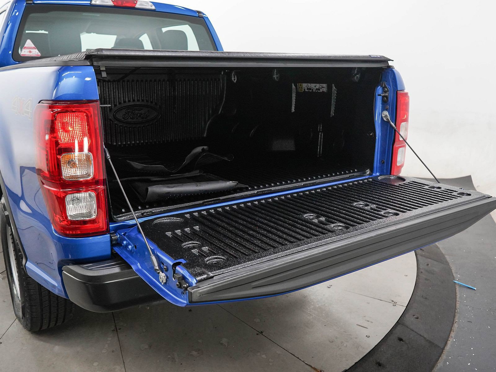 Used 2023 Ford Ranger XL w/ Bed Utility Package AWD/4WD image 9