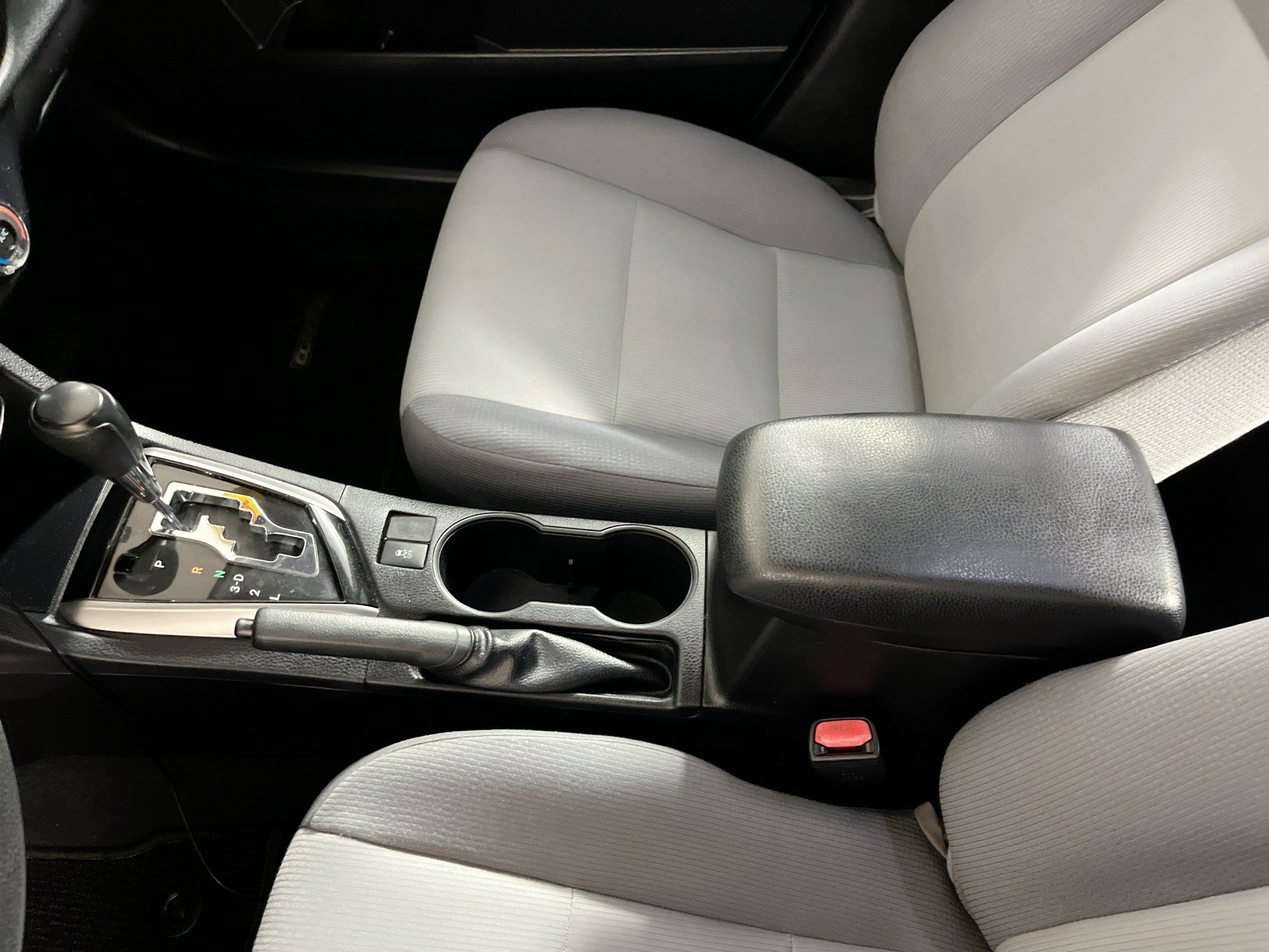 Used 2014 Toyota Corolla L FWD image 24