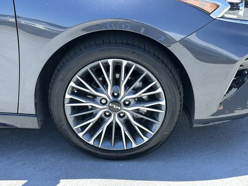 Used 2023 Kia Forte GT-Line w/ GT-Line Technology Package FWD image 13