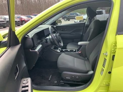 Used 2025 Hyundai Kona SEL AWD/4WD image 28
