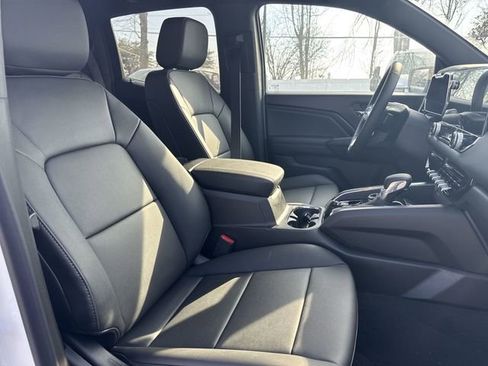 New 2026 GMC Canyon Elevation w/ Convenience Package image 24