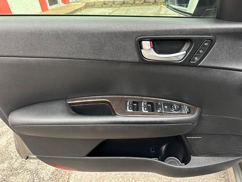 Used 2016 Kia Optima EX w/ Premium Package image 17