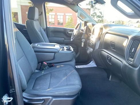 Used 2019 Chevrolet Silverado 1500 Custom Trail Boss w/ Custom Convenience Package image 27