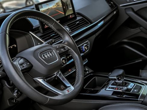 Used 2023 Audi SQ5 Premium Plus image 18