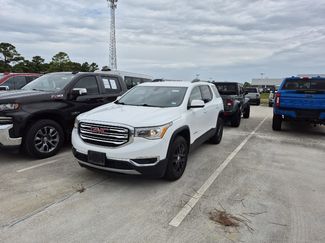 Used 2018 GMC Acadia SLT image 1
