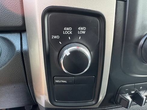 Used 2017 RAM 2500 SLT AWD/4WD image 23
