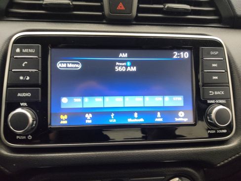 Used 2023 Nissan Versa S w/ Trunk Package image 25