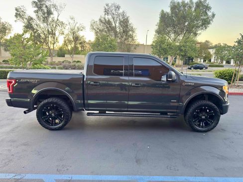 Used 2016 Ford F150 XLT w/ Equipment Group 302A Luxury image 9