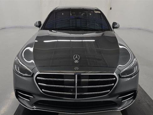 Used 2021 Mercedes-Benz S 580 4MATIC Sedan image 2