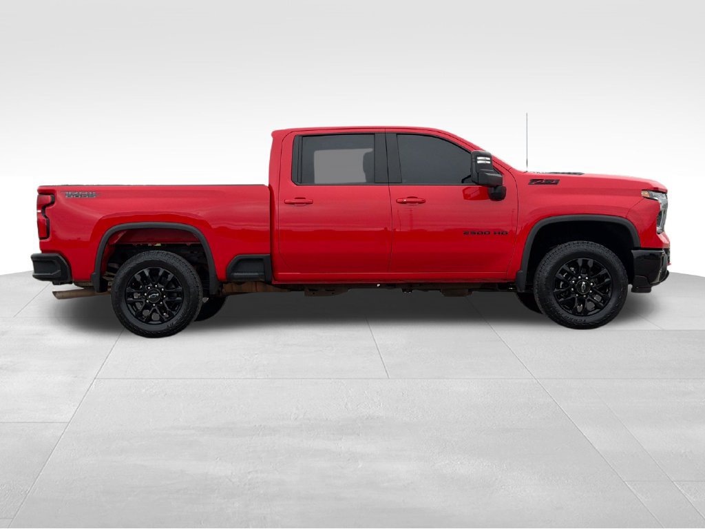 Used 2025 Chevrolet Silverado 2500 LT AWD/4WD image 19