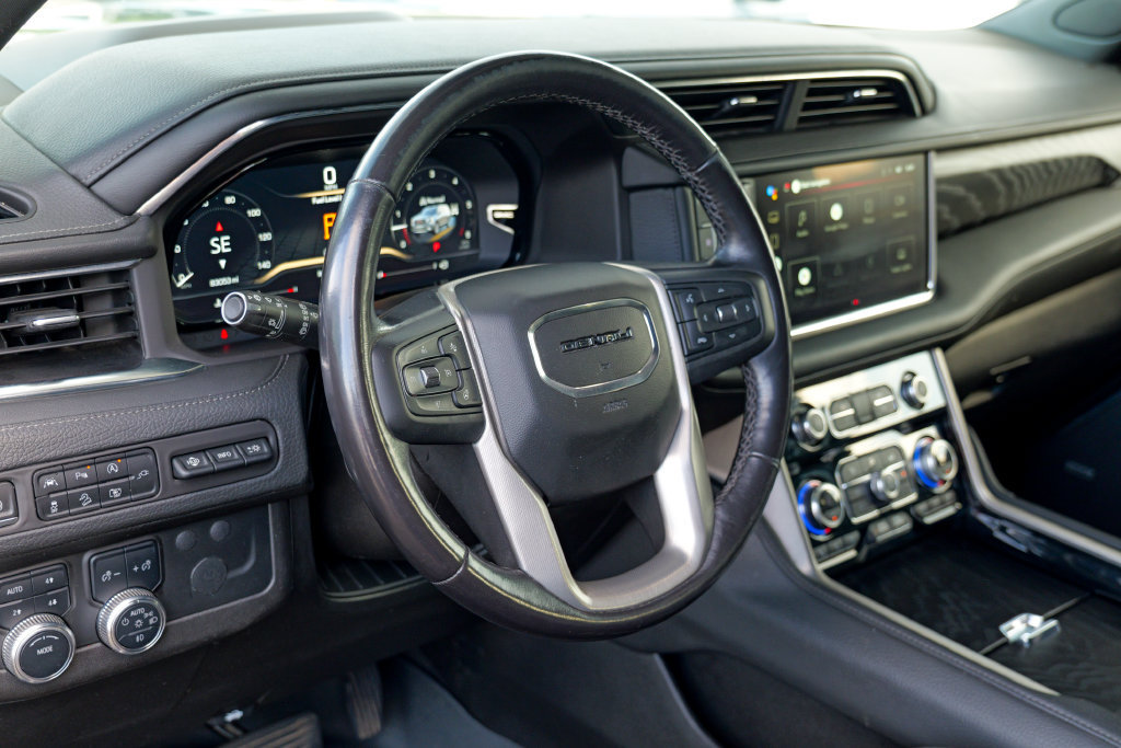 Used 2022 GMC Yukon XL Denali AWD/4WD image 19