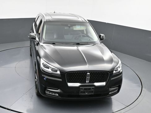 Used 2022 Lincoln Aviator Reserve w/ Equipment Group 201A image 30