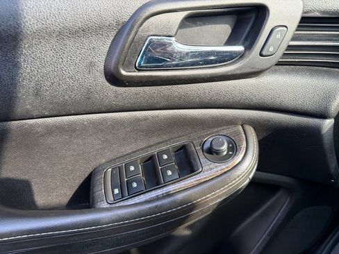 Used 2015 Chevrolet Malibu LT w/ Power Convenience Package FWD image 27