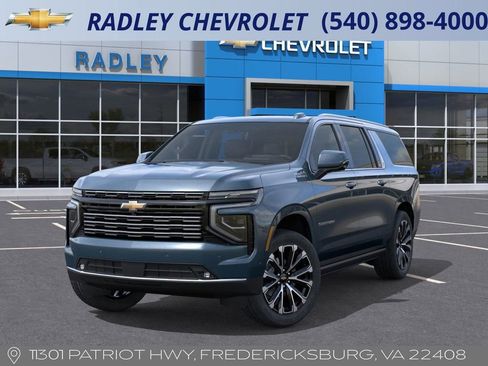 New 2026 Chevrolet Suburban High Country image 6