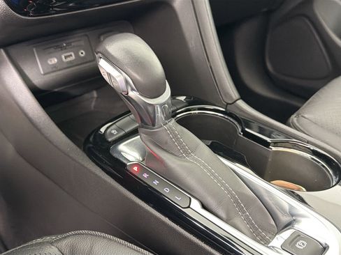 Used 2021 Buick Encore GX Essence w/ Advanced Technology Package image 21