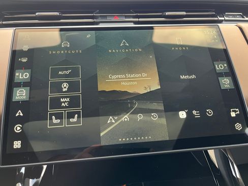 New 2025 Land Rover Range Rover Sport Dynamic SE image 24