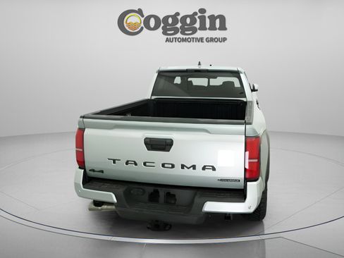 New 2026 Toyota Tacoma TRD Off-Road AWD/4WD image 14