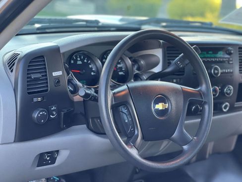 Used 2011 Chevrolet Silverado 2500 W/T image 11