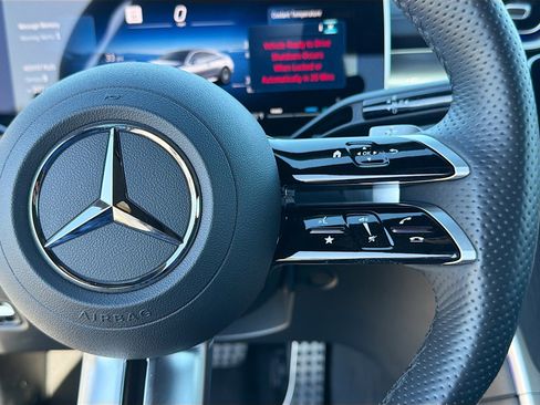 Used 2025 Mercedes-Benz CLE 300 CLE 300 w/ AMG Line image 37