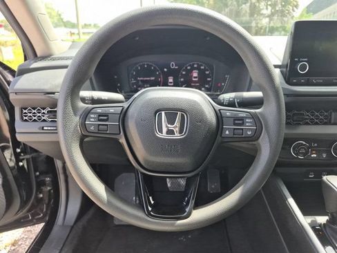 Used 2025 Honda Accord LX image 22
