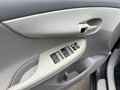 Used 2009 Toyota Corolla LE FWD image 15