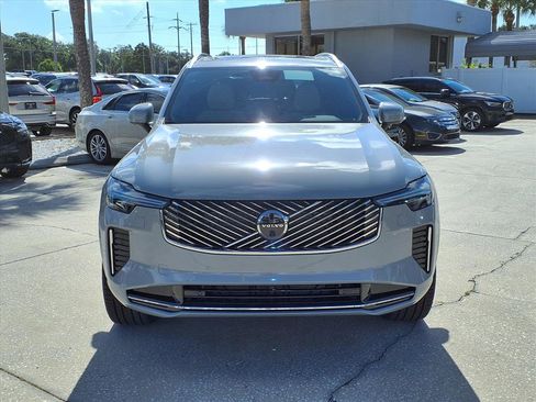 New 2026 Volvo XC90 B6 Plus w/ Protection Package Premier image 2