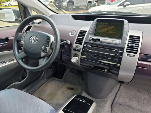 Used 2005 Toyota Prius FWD image 12