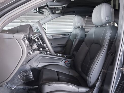 New 2026 Porsche Macan S AWD/4WD image 5