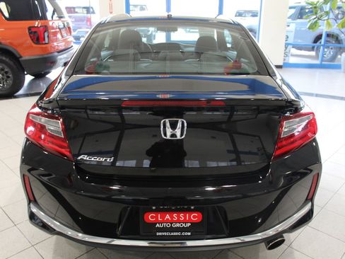 Used 2017 Honda Accord EX-L image 6