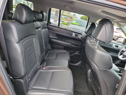 Certified 2025 Hyundai Santa Fe Limited AWD/4WD image 24