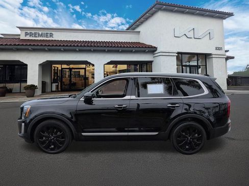 Certified 2022 Kia Telluride S FWD image 5