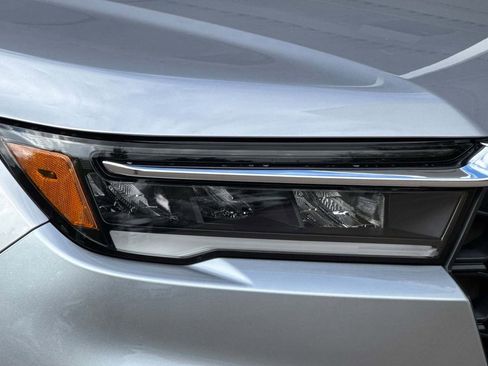 Certified 2024 Honda Pilot EX-L image 10