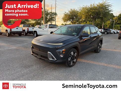 Used 2025 Hyundai Kona SEL image 1