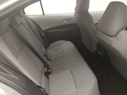 Used 2024 Toyota Corolla SE image 19