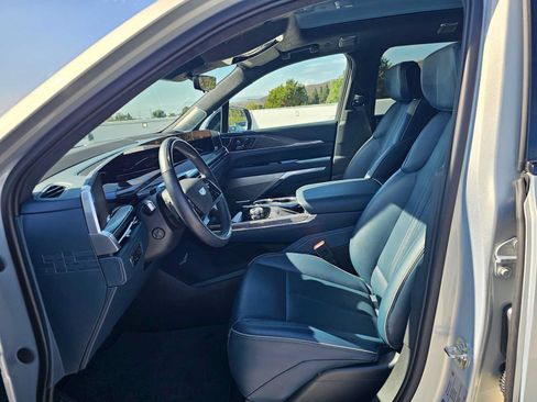 Used 2025 Cadillac Escalade IQ Sport 2 AWD/4WD image 22