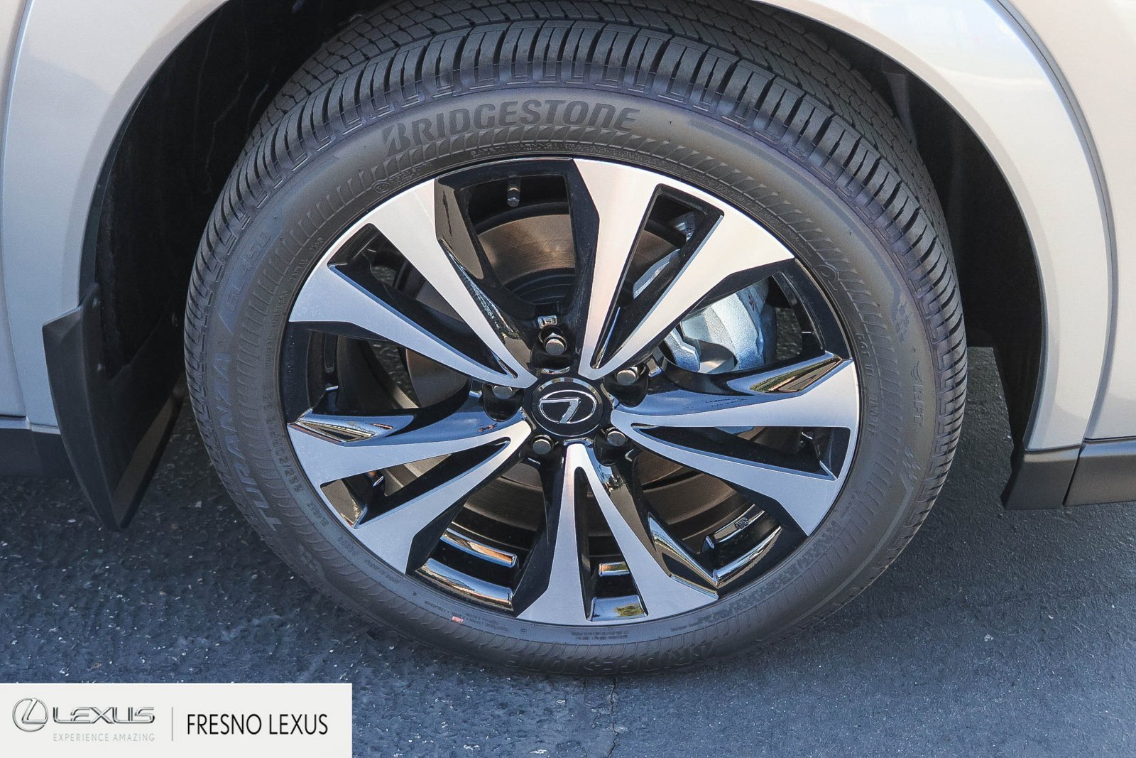 New 2026 Lexus UX 300h AWD w/ Cold Area Package image 9