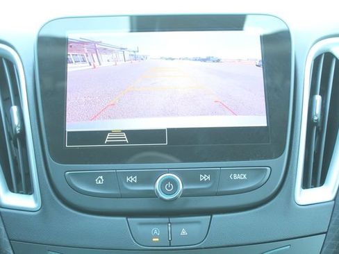 Used 2023 Chevrolet Malibu RS FWD image 25