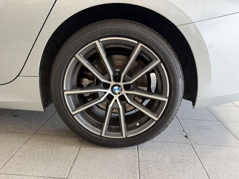 Used 2019 BMW 330i Sedan w/ Premium Package RWD image 7